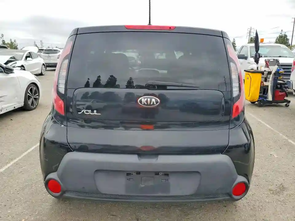KNDJN2A2XG7313625 2016 KIA SOUL BASE-5