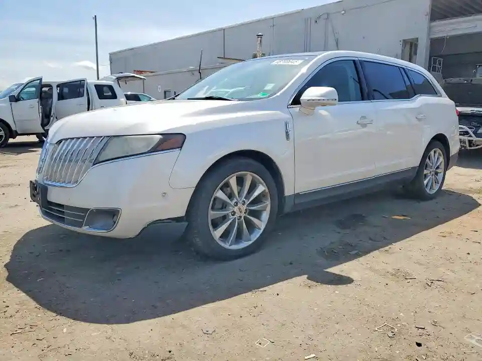 2LMHJ5ATXBBJ54769 2011 LINCOLN MKT-0