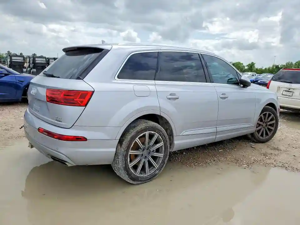 WA1VAAF71HD001105 2017 AUDI Q7-2