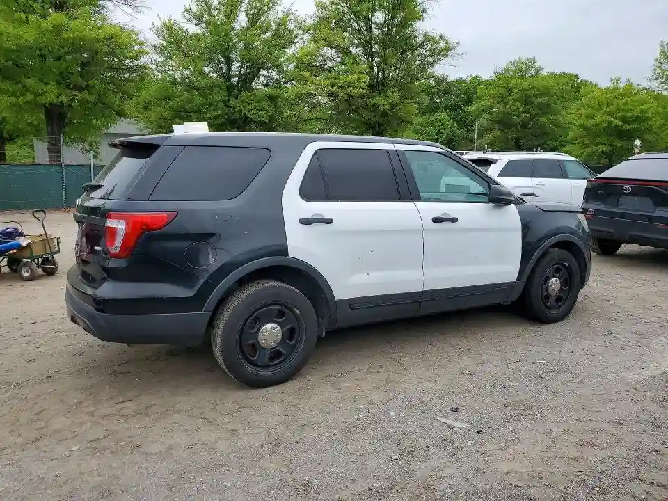1FM5K8AR2HGB71570 2017 FORD EXPLORER-2