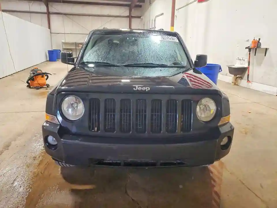 1J4NF1GBXAD642957 2010 JEEP PATRIOT-4