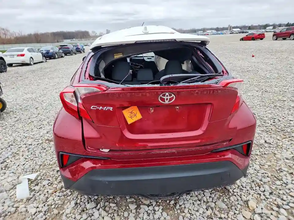 NMTKHMBX4JR043644 2018 TOYOTA C-HR-5
