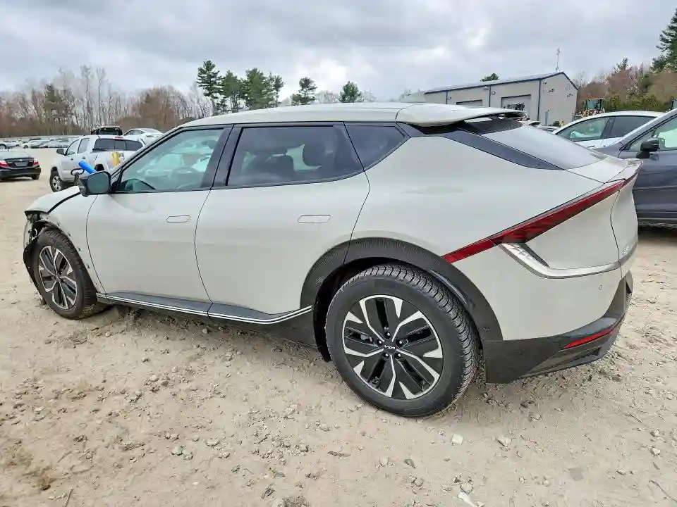 KNDC3DLC6R5163835 2024 KIA ALL OTHER-1