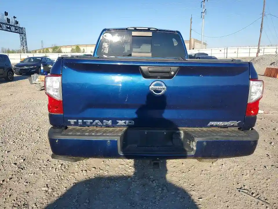 1N6BA1F45JN528432 2018 NISSAN TITAN-5