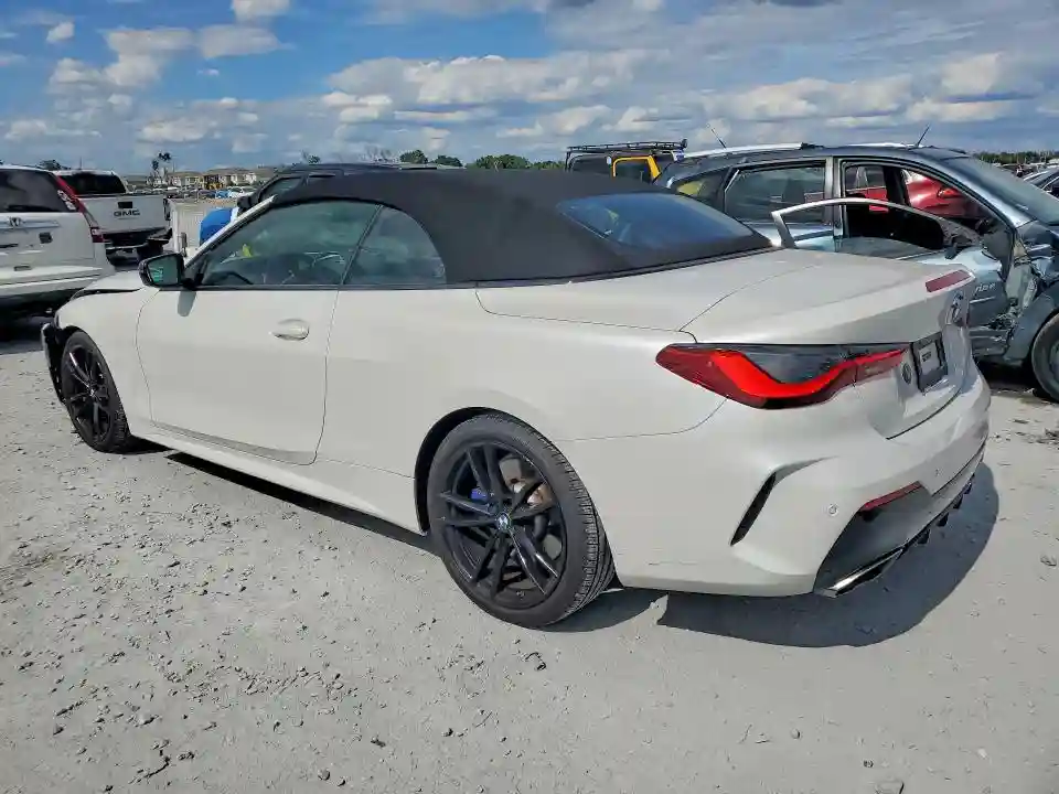 WBA53AT08MCG90650 2021 BMW M4-1