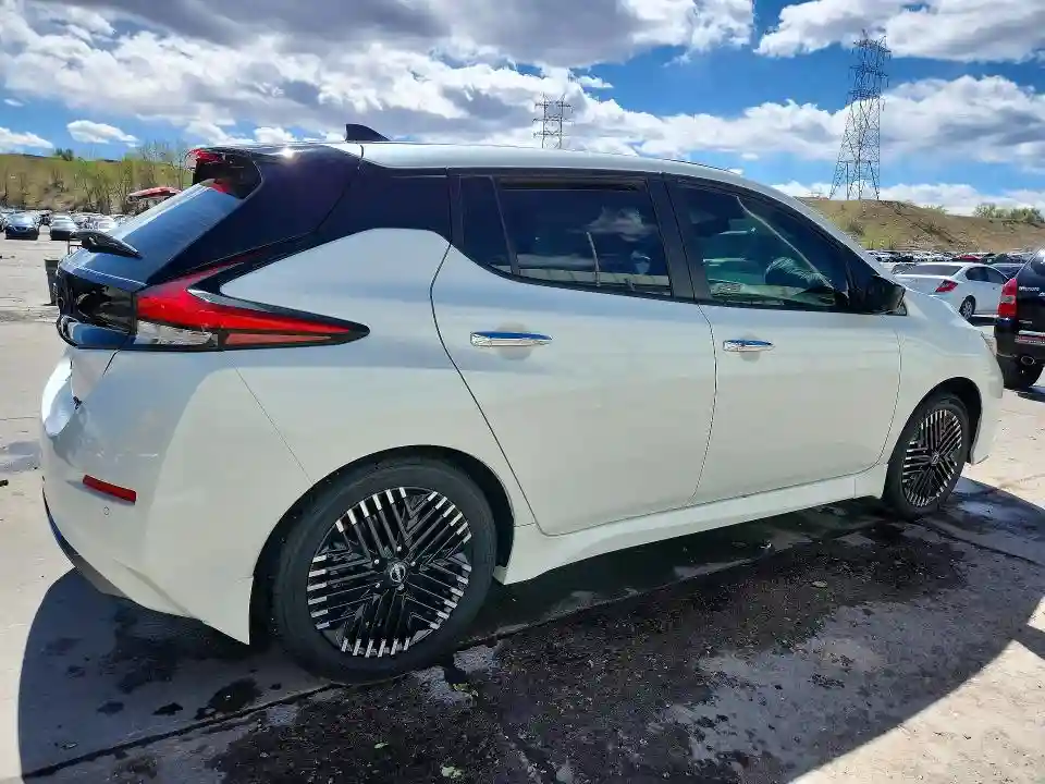 1N4CZ1CVXRC553532 2024 NISSAN LEAF-2