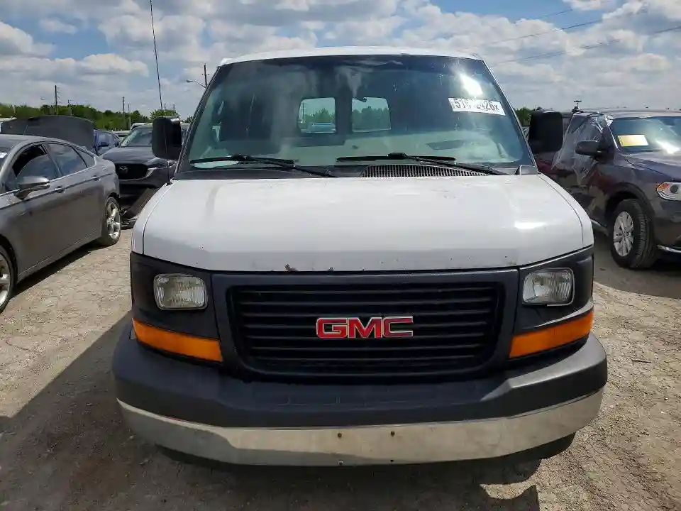 1GTW7BFF5H1161799 2017 GMC SAVANA-4