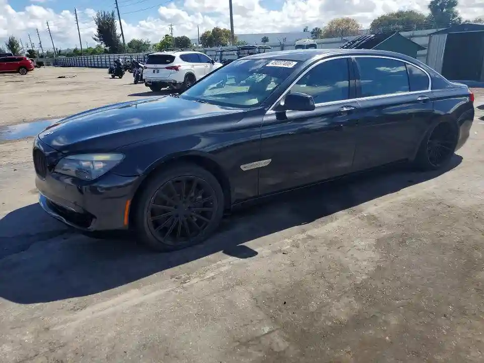 WBAKC8C57CC437645 2012 BMW 7 SERIES-0