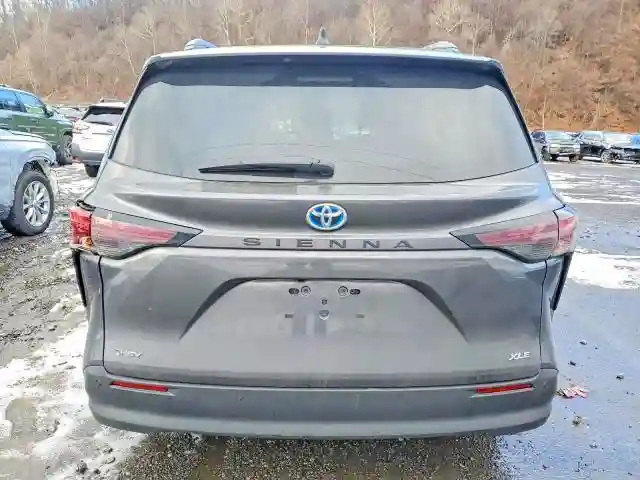 5TDYRKEC6SS242010 2025 TOYOTA SIENNA-5