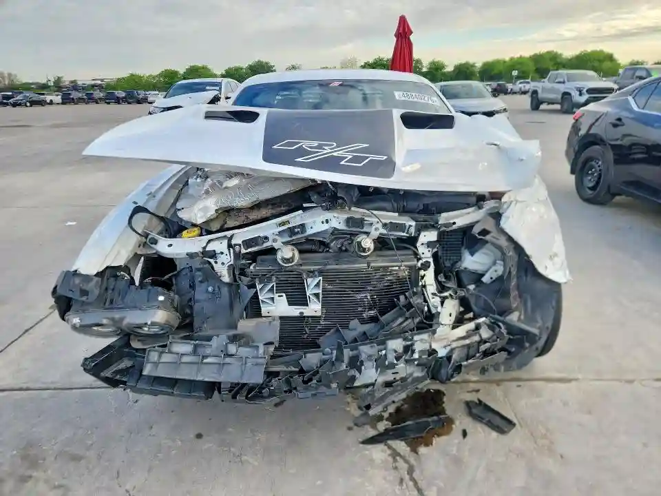 2C3CDZAT0FH703606 2015 DODGE CHALLENGER-4