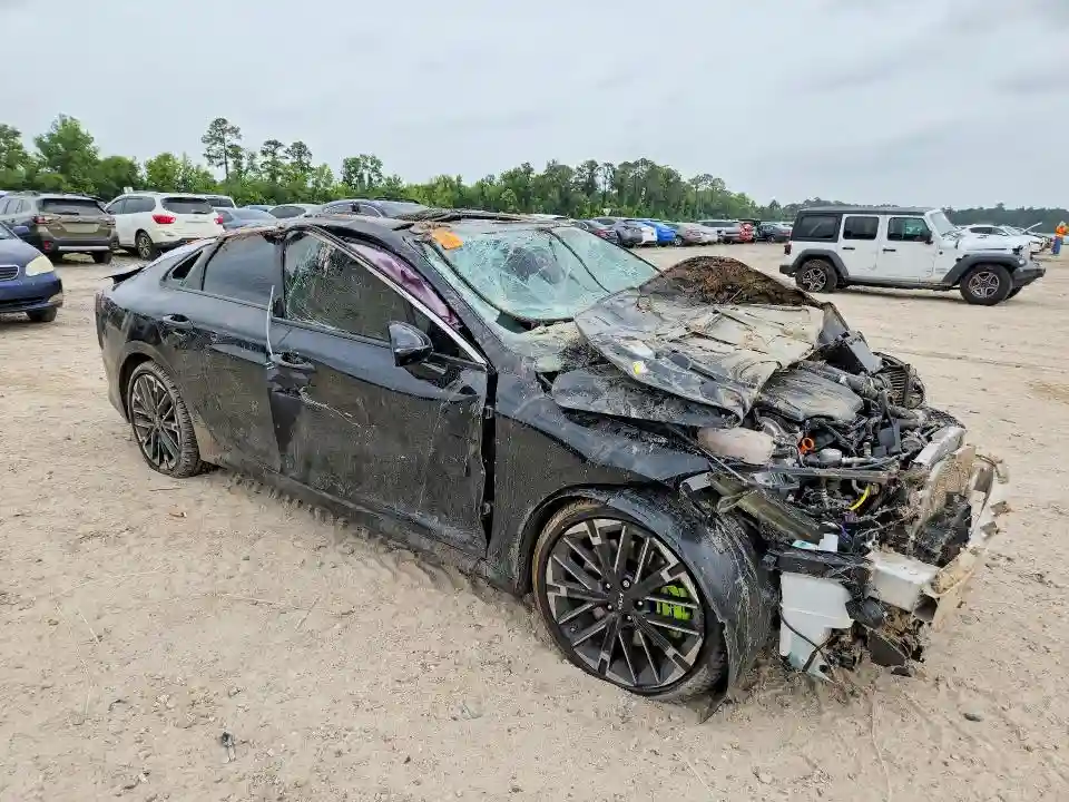 KNAG44J87T5409485 2026 KIA K5-3