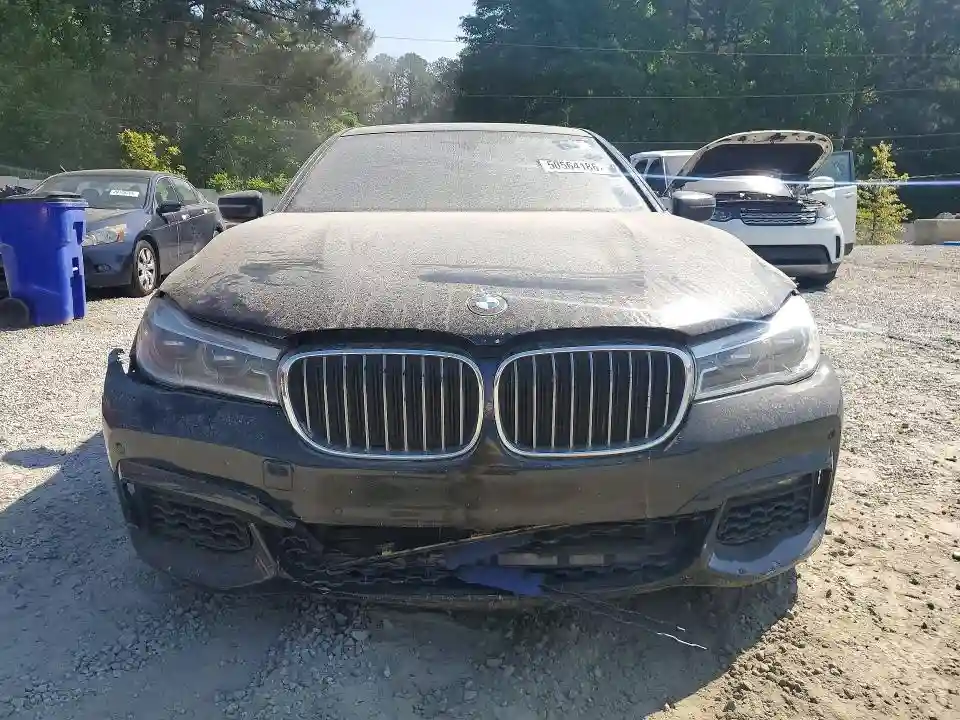 WBA7B0C55JG527229 2018 BMW 7 SERIES-4