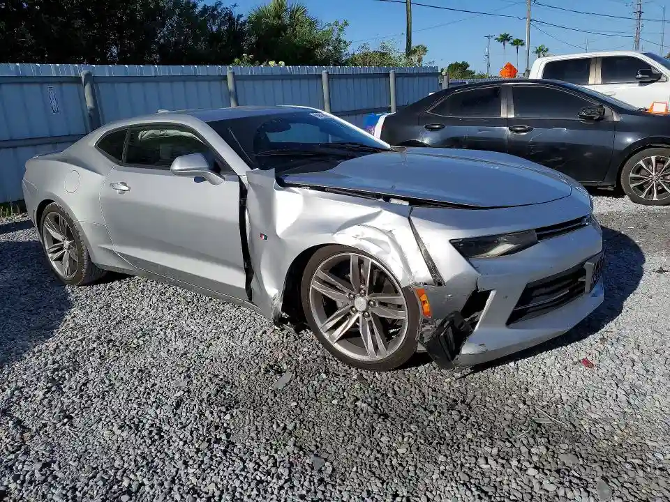 1G1FB1RS1J0187564 2018 CHEVROLET CAMARO-3