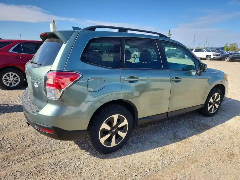 JF2SJAEC7JH506718 2018 SUBARU FORESTER-2
