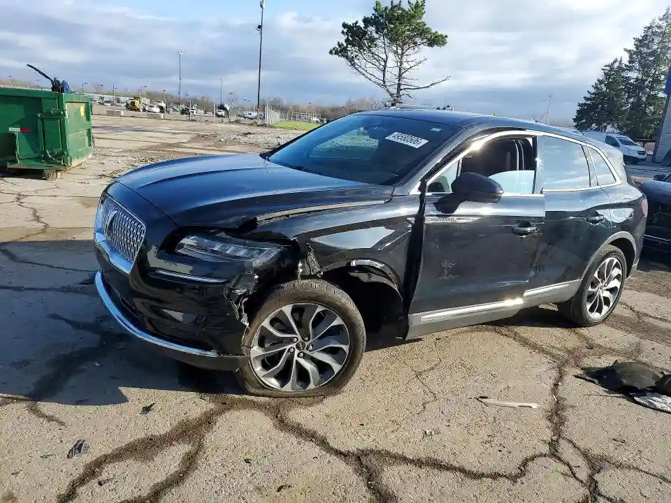2LMPJ8KP3PBL23942 2023 LINCOLN NAUTILUS-0