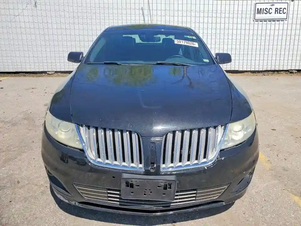 1LNHL9FTXBG610297 2011 LINCOLN MKS-4