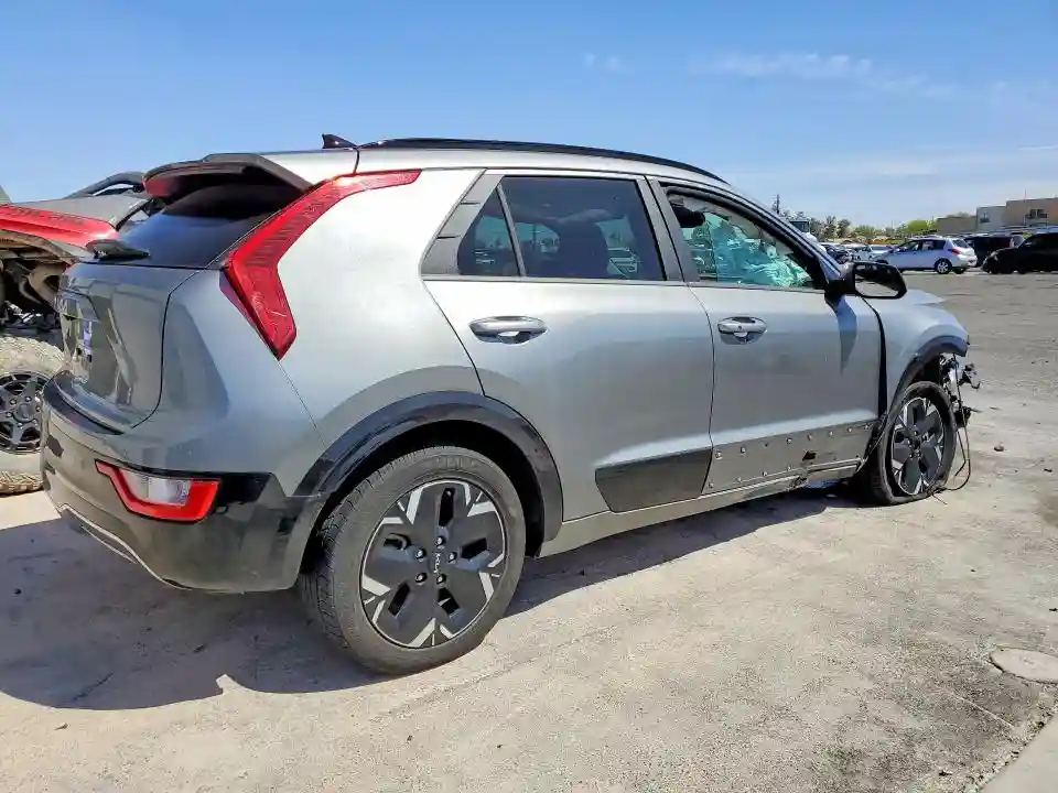 KNDCR3L1XR5110661 2024 KIA NIRO WIND-2