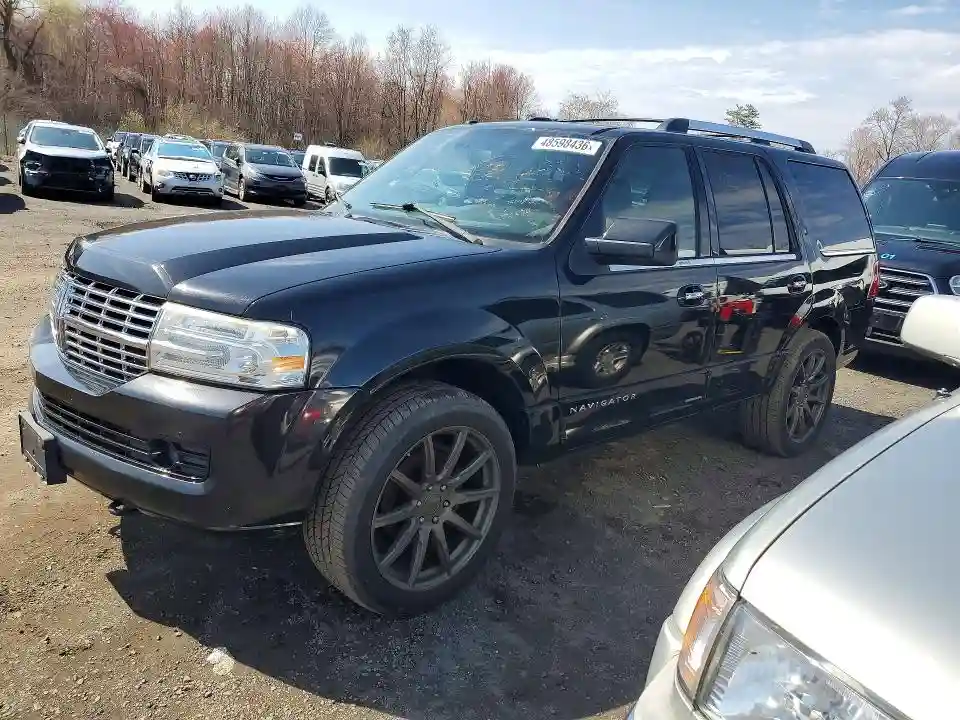 5LMJJ2J5XBEJ01892 2011 LINCOLN TOWNHOUSE NAVIGATOR-0