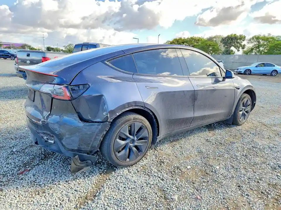 7SAYGDED9RF112248 2024 TESLA MODEL Y-2