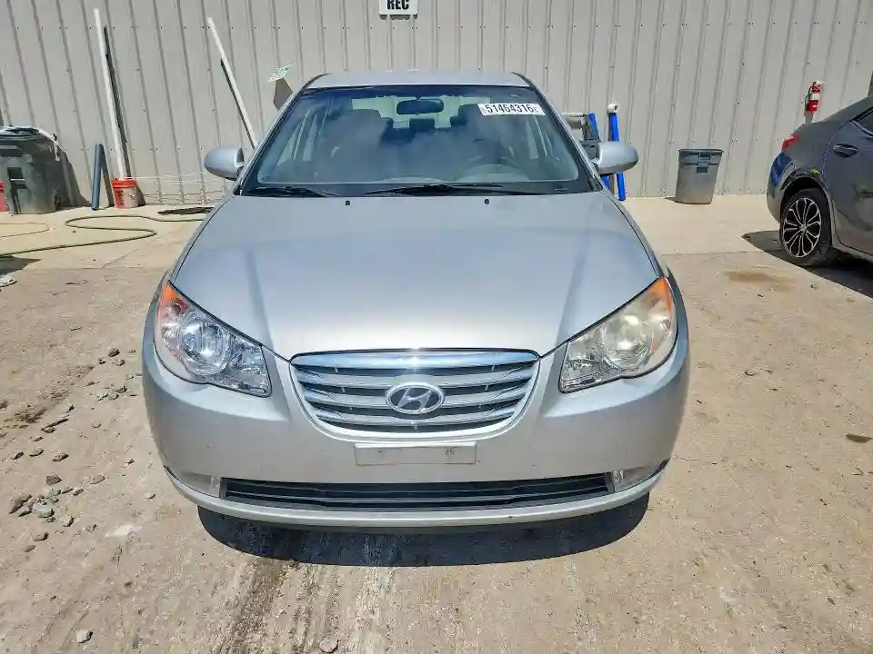 KMHDU4AD1AU901883 2010 HYUNDAI ELANTRA-4