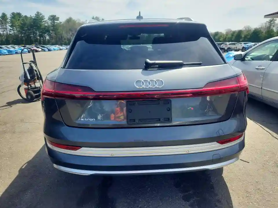 WA1VAAGE3KB006838 2019 AUDI E-TRON-5