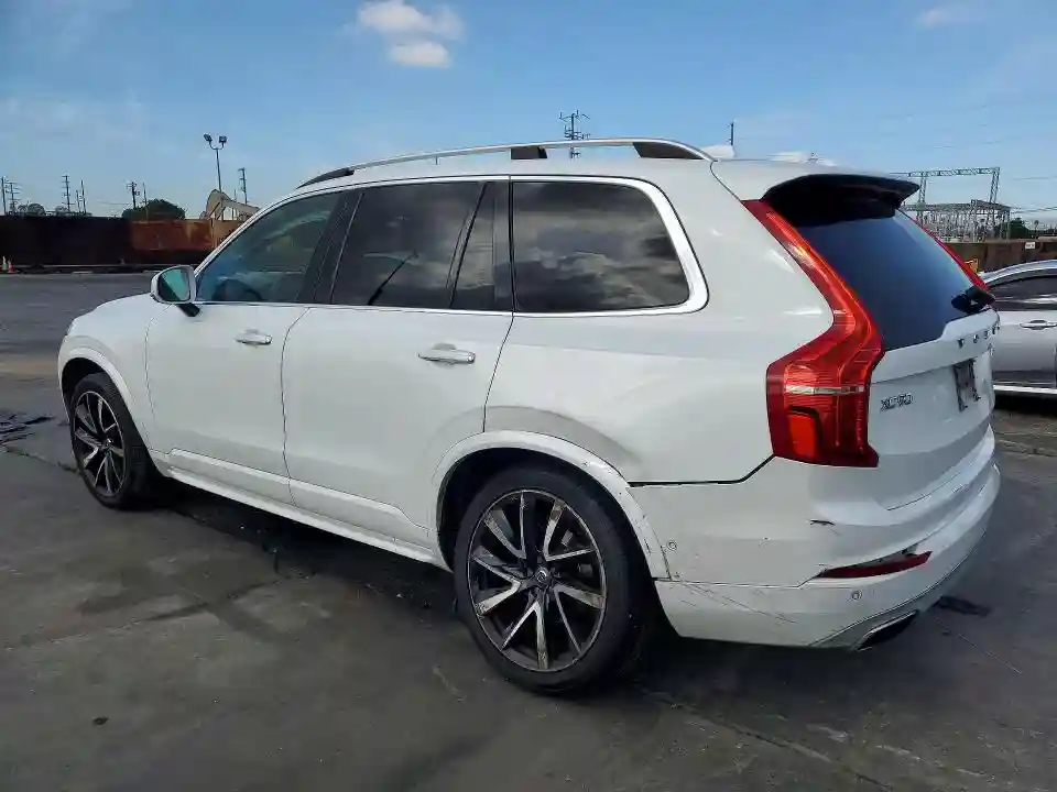 YV4A22PKXK1420425 2019 VOLVO XC90-1