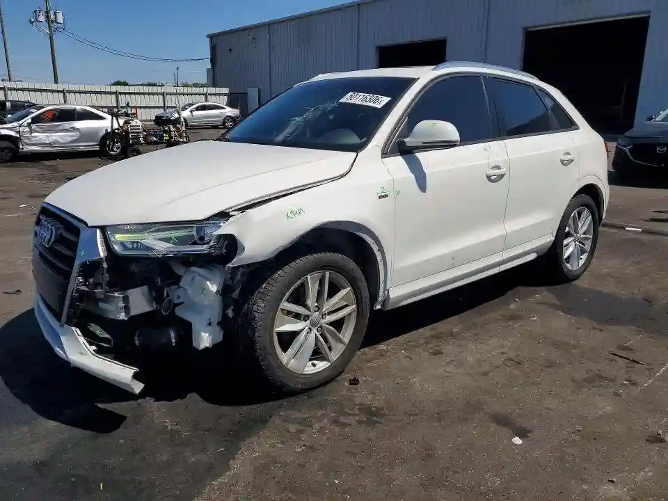 WA1BCCFS6JR030041 2018 AUDI Q3-0