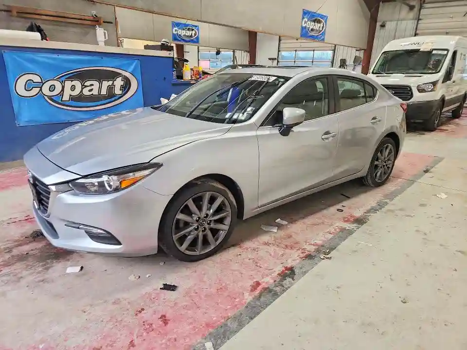 3MZBN1V35JM211970 2018 MAZDA 3-0