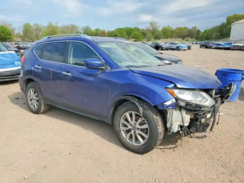 KNMAT2MV9HP514946 2017 NISSAN ROGUE-3
