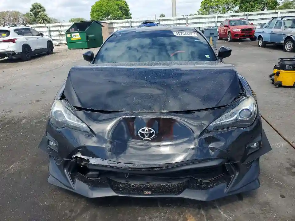 JF1ZNAE10K9702128 2019 TOYOTA 86-4