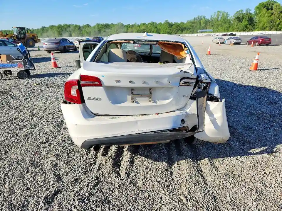 YV1612FS0D2176580 2013 VOLVO S60-5