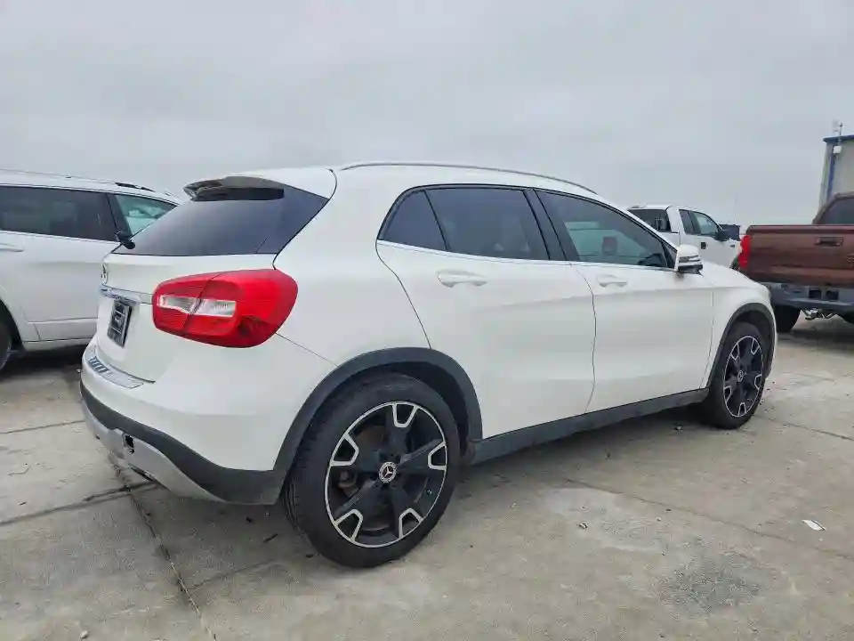 WDCTG4EB3KU016631 2019 MERCEDES-BENZ GLA-CLASS-2