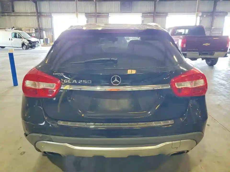 WDCTG4EB7JJ404221 2018 MERCEDES-BENZ GLA-CLASS-5