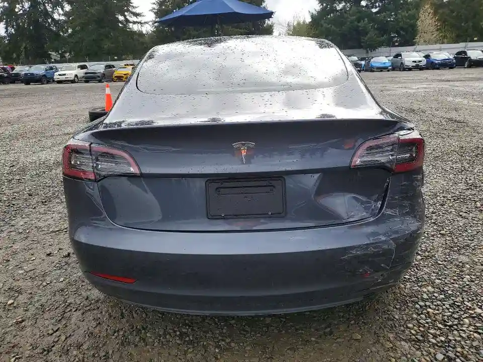 5YJ3E1EAXMF018910 2021 TESLA MODEL 3-5