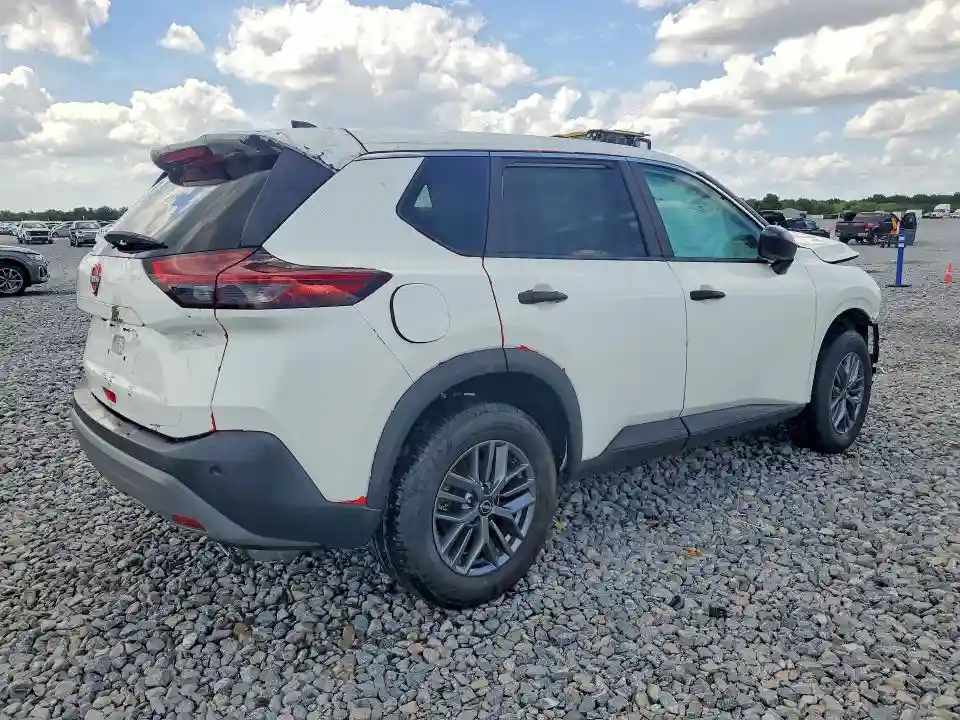 5N1BT3AA4PC796653 2023 NISSAN ROGUE-2