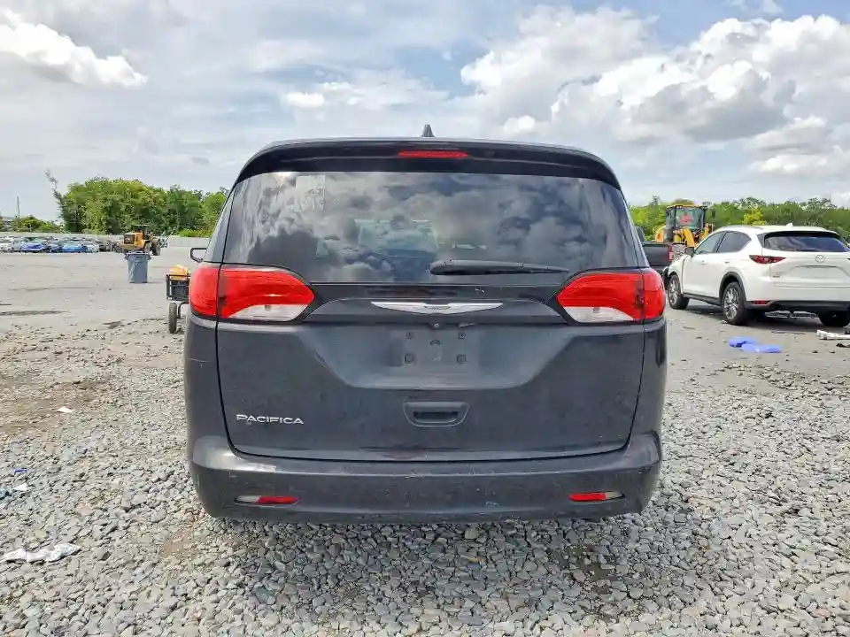 2C4RC1CG6HR594060 2017 CHRYSLER PACIFICA-5