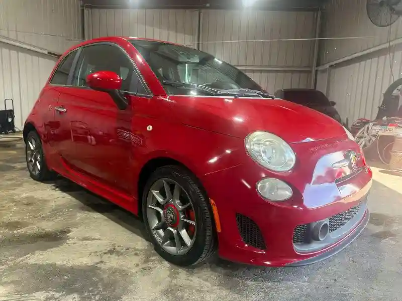 3C3CFFFH8CT337233 2012 FIAT 500-0