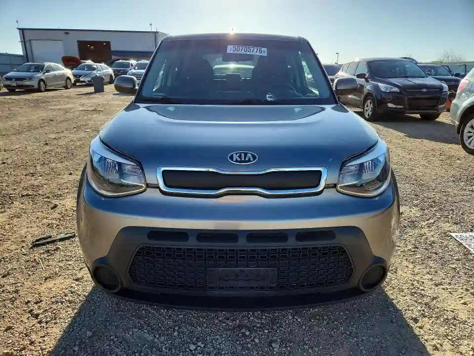 KNDJN2A26G7409347 2016 KIA SOUL BASE-4