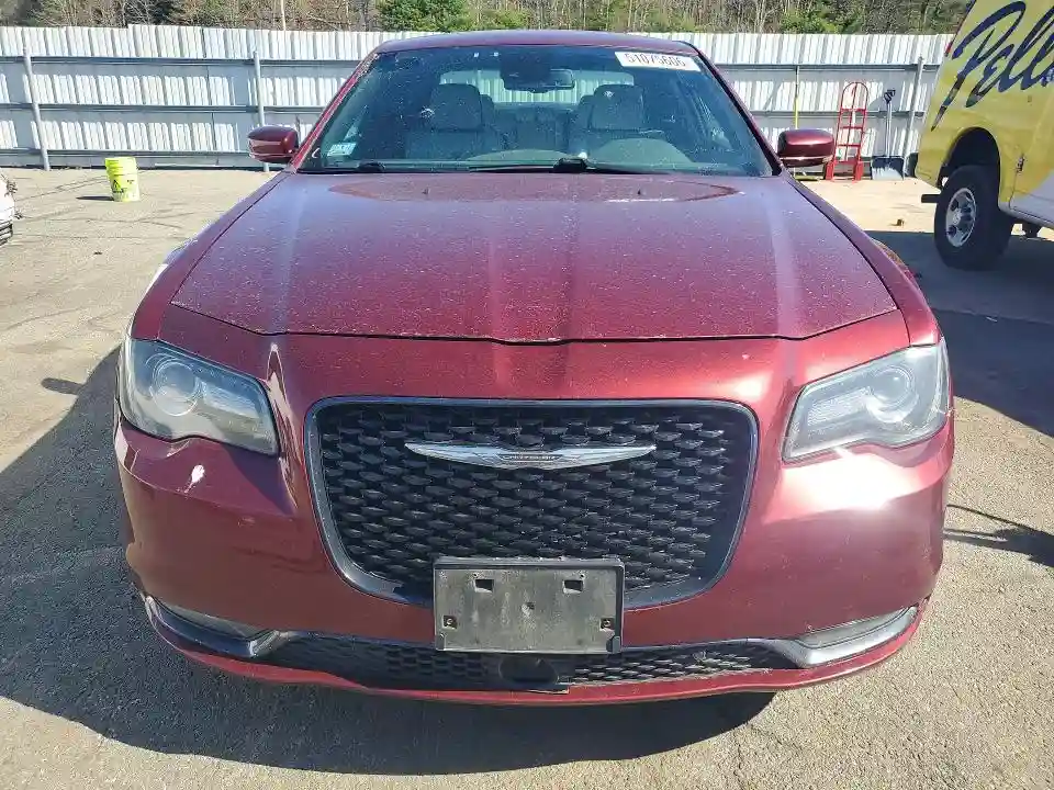 2C3CCAGG7JH181631 2018 CHRYSLER 300-4