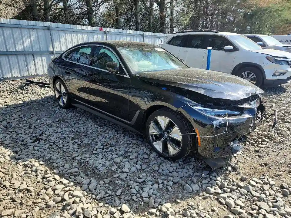 WBY83FB08RFS58415 2024 BMW I4 XDRIVE-3