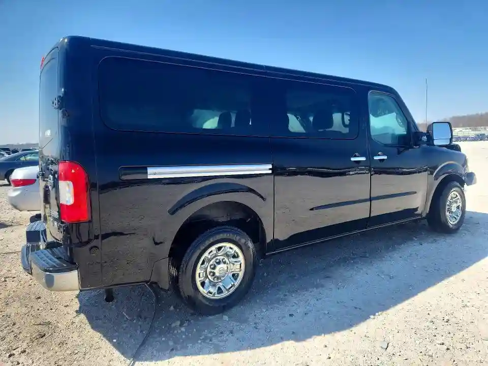 5BZAF0AA8FN850657 2015 NISSAN NV 3500 HD-2