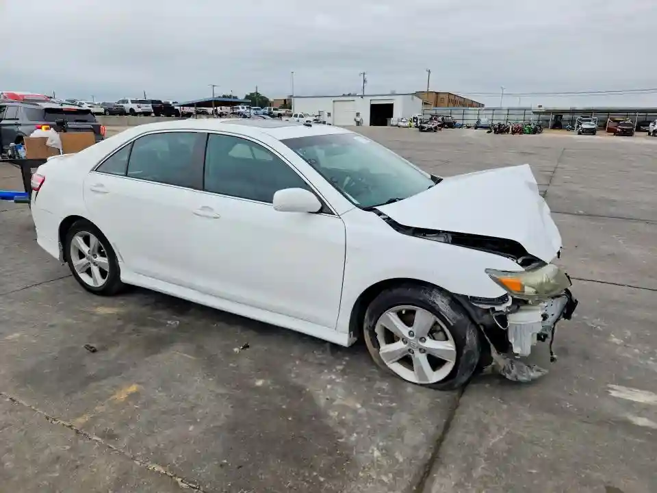 4T1BF3EK9BU695265 2011 TOYOTA CAMRY SE-3