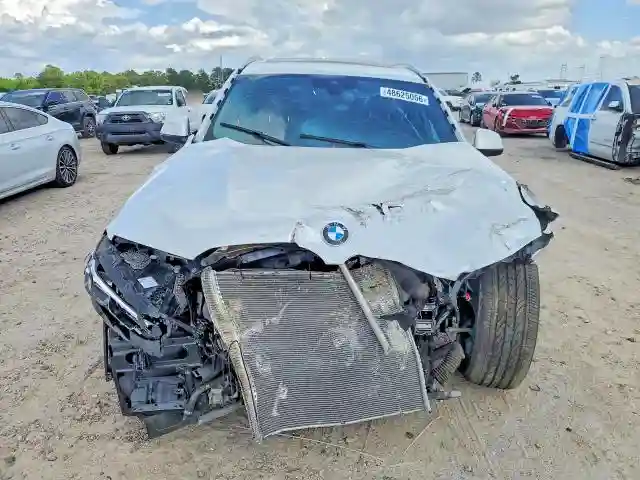 5UX53DP08R9W13386 2024 BMW X3-4