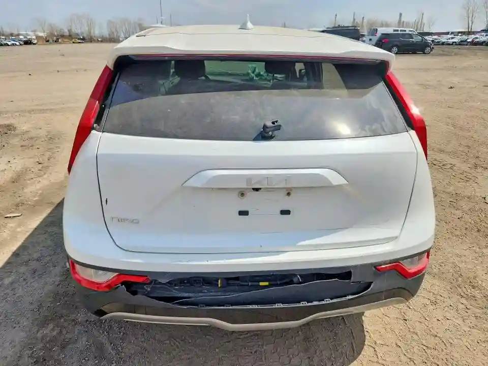 KNDCP3L11R5117505 2024 KIA NIRO-5