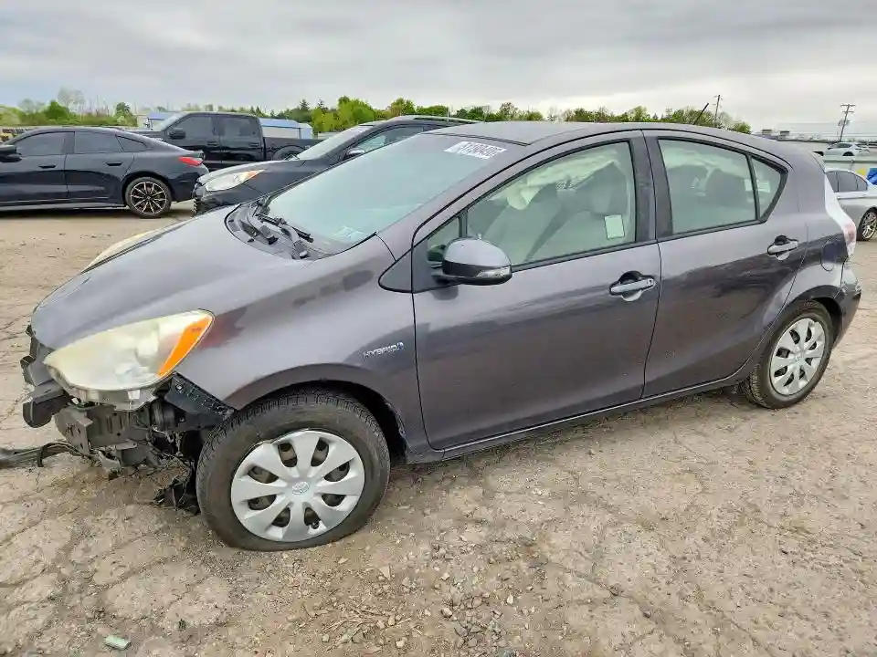 JTDKDTB32D1557109 2013 TOYOTA PRIUS-0
