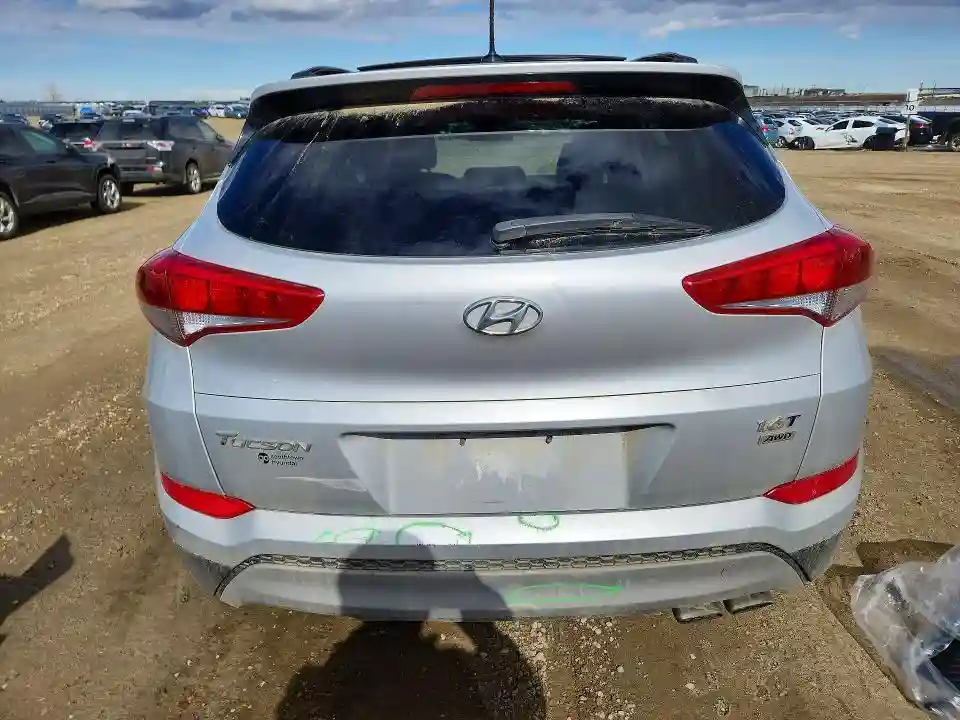 KM8J3CA28HU450315 2017 HYUNDAI TUCSON-5