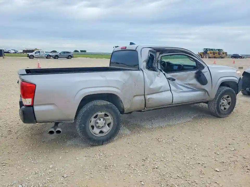 5TFRX5GN6HX078738 2017 TOYOTA TACOMA-2