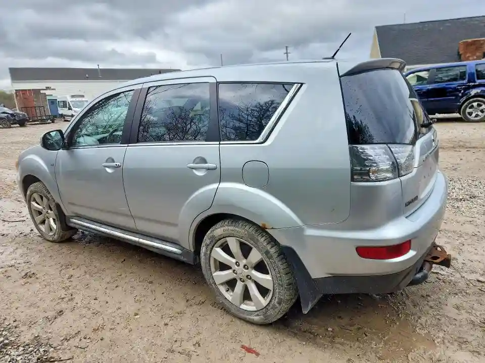 JA4JT5AX2BU037187 2011 MITSUBISHI OUTLANDER-1