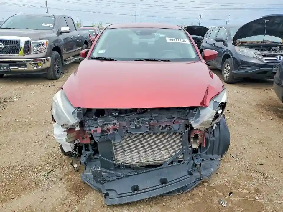 3MYDLBYV2HY187992 2017 TOYOTA YARIS-4