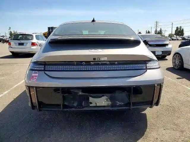KMHM54AA6RA075659 2024 HYUNDAI IONIQ 6 LI-5